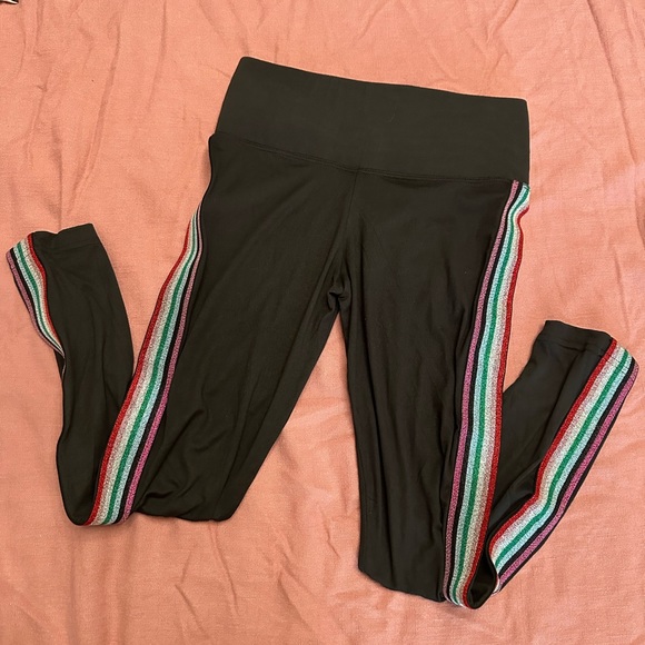 Cute booty lounge leggings - Picture 2 of 4